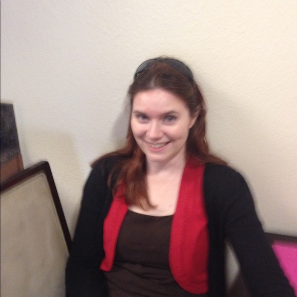 Meet your Posher, Beverlyn - Picture 8 of 8